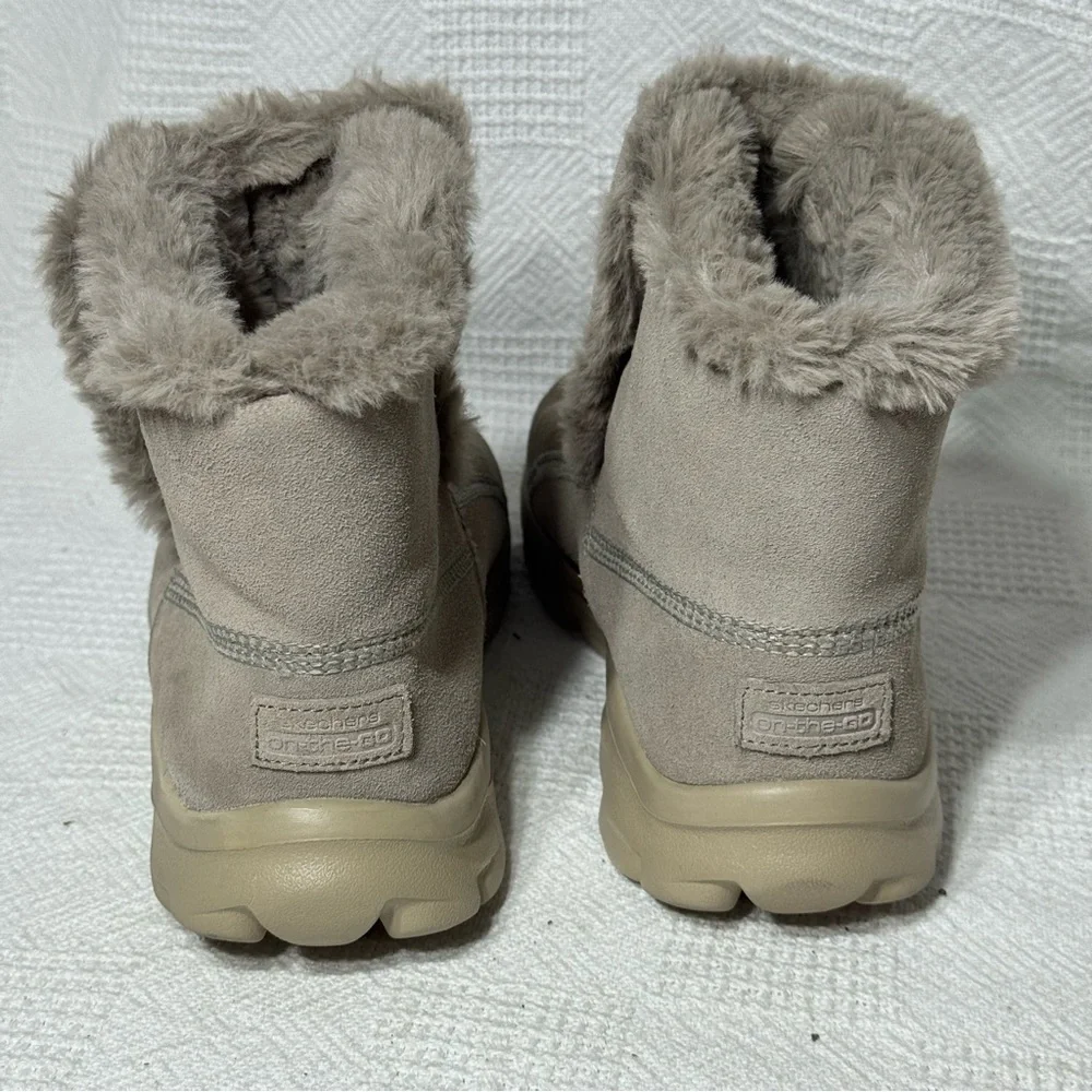 Skechers Goga Mat GOWalk Women's Size 8 US Taupe Suede Faux Fur‎ Boots